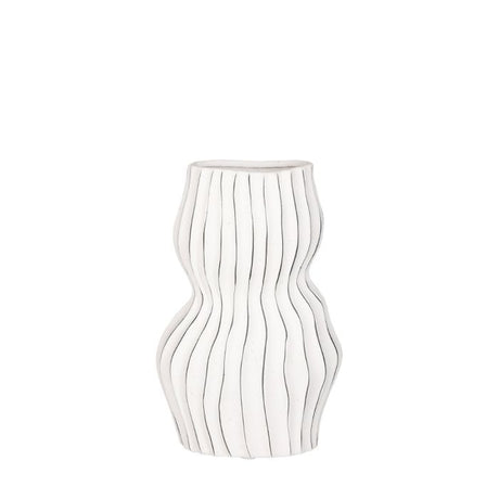 Vase med dekorative streger