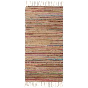 Brun multifarget klutløper fra Ib Laursen i 100 % bomull med vevde, fargerike striper og lyse frynser, 60 x 120 cm.